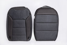 Lade das Bild in den Galerie-Viewer, IZZY 1st Edition