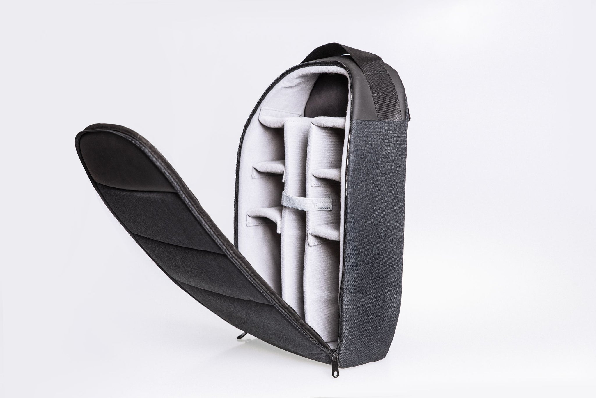 Izzy Bag - the smartest and most flexible organizer bag ever